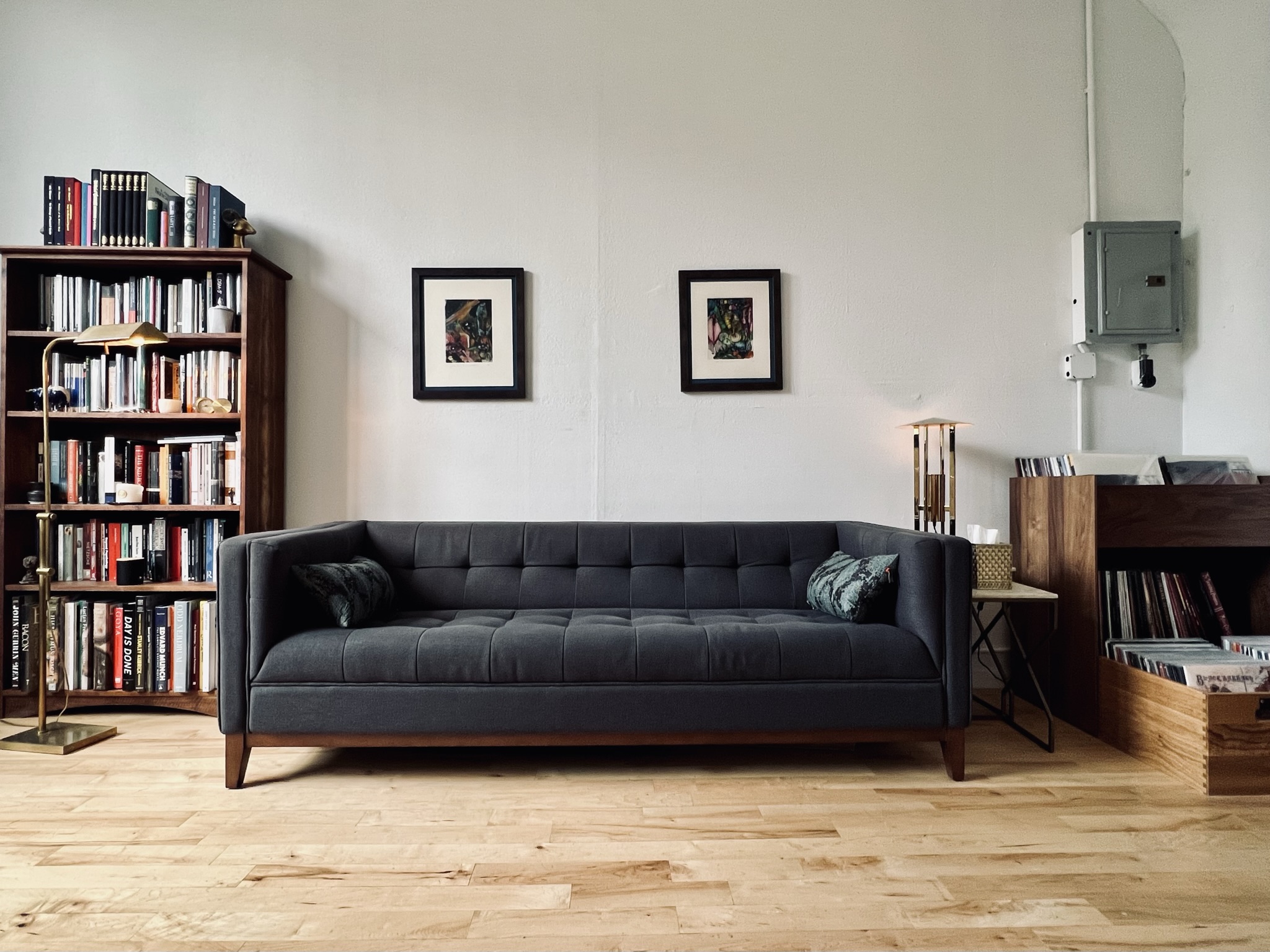 Waiting area at Dr. Detrixhe's Greenpoint Brooklyn psychology practice