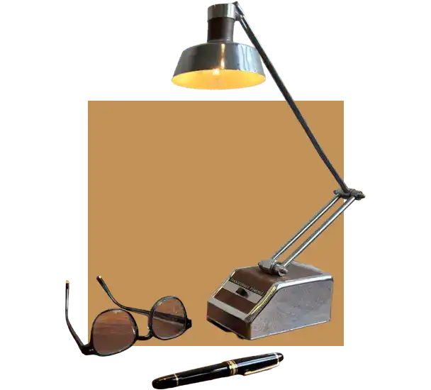 Lamp, glasses and pen &mdash; Reflections on mental health by Dr. Jonathan Detrixhe